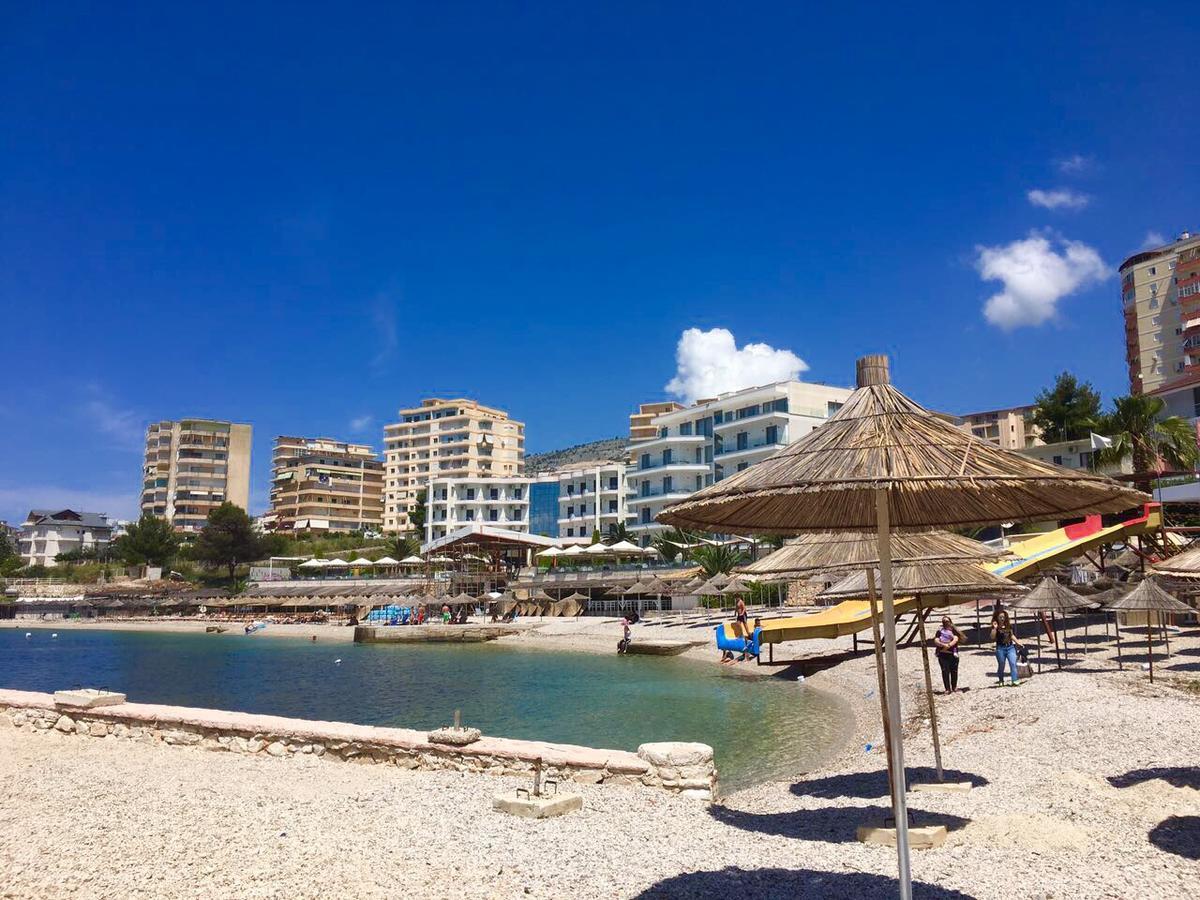 Sea And Sun Apartments Sarandë 外观 照片