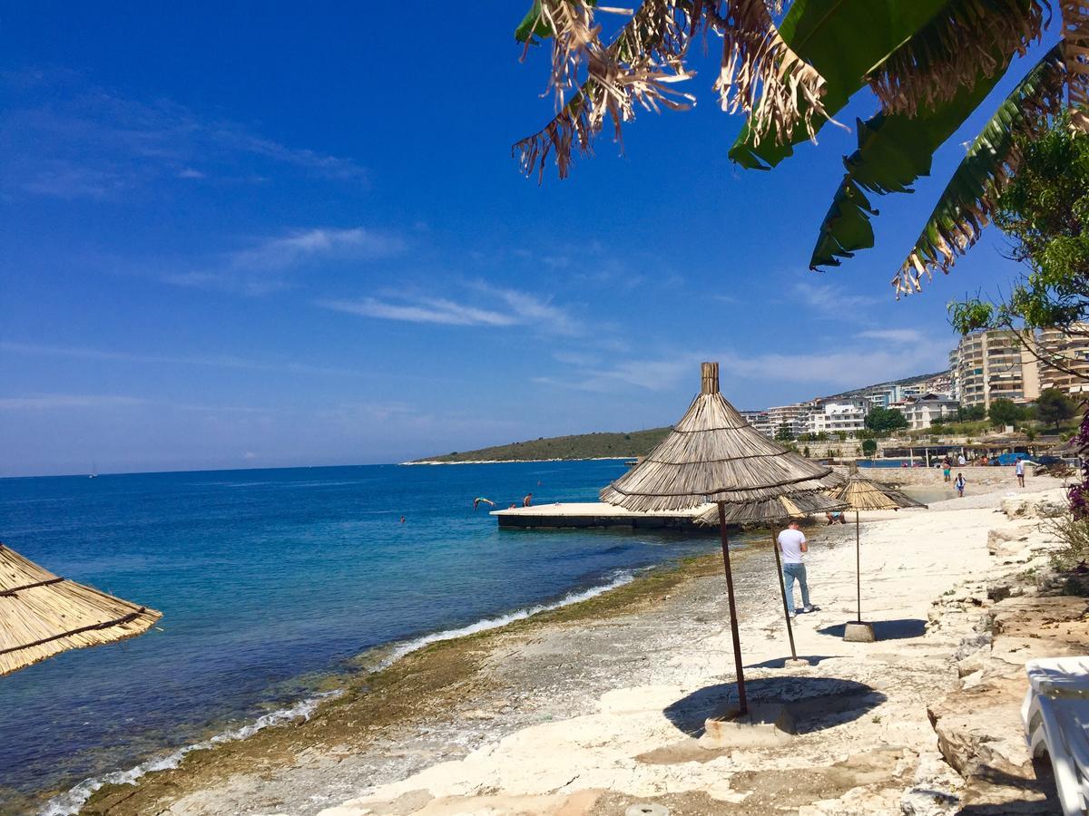 Sea And Sun Apartments Sarandë 外观 照片